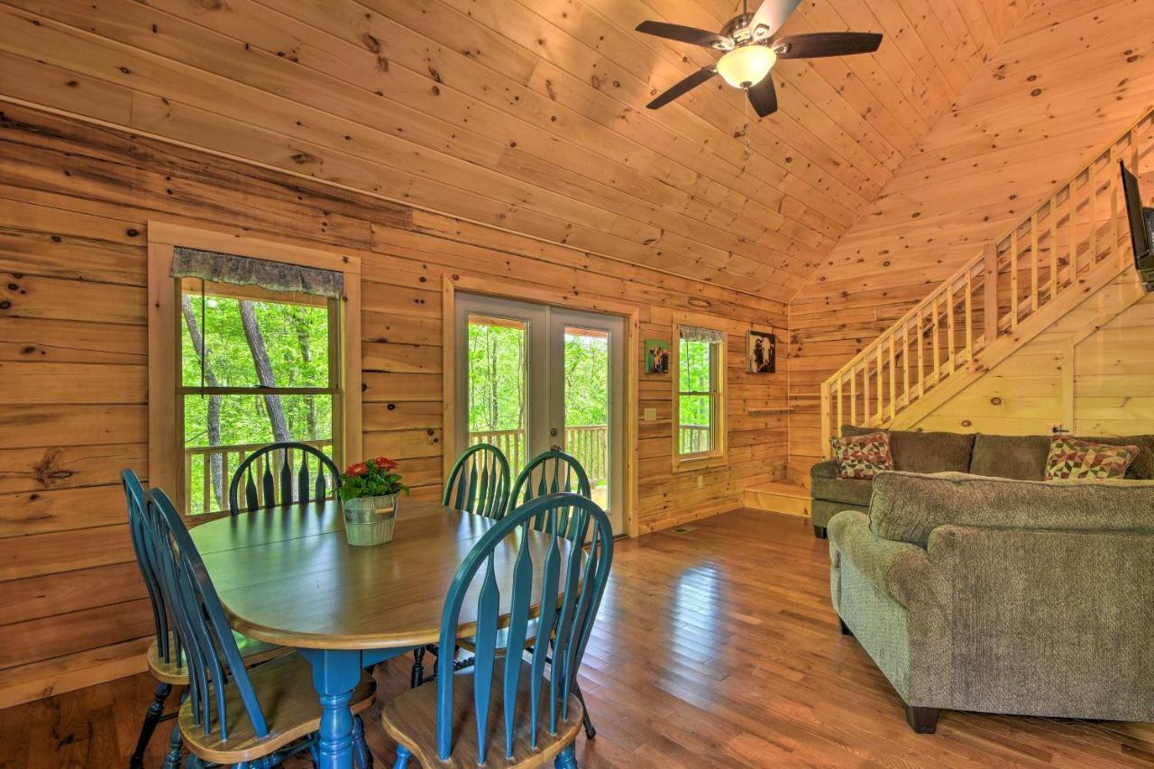 Murphy Cabin With Spacious Deck And Forest Views! Exteriör bild