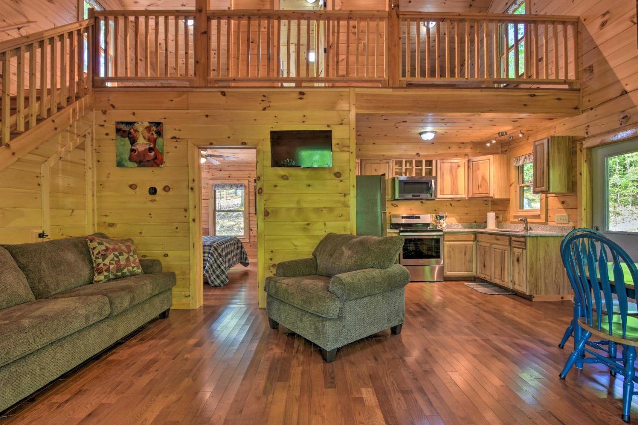 Murphy Cabin With Spacious Deck And Forest Views! Exteriör bild